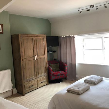 Corra Lynn Bed & Breakfast Whitby Eksteriør bilde