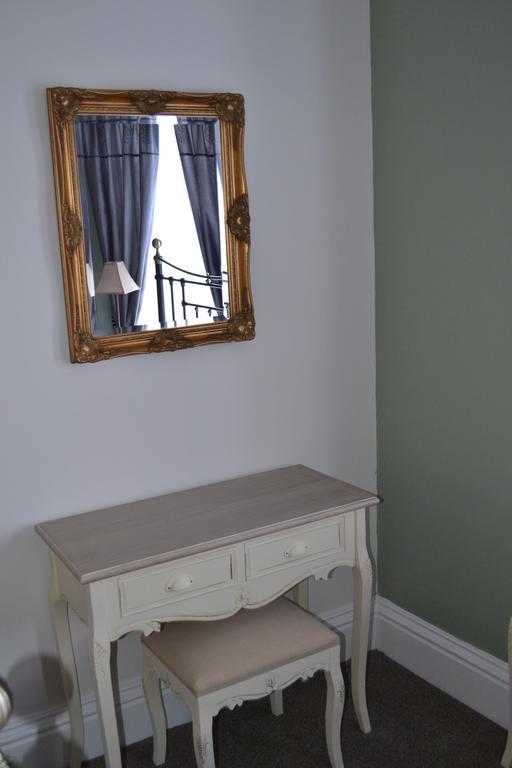 Corra Lynn Bed & Breakfast Whitby Eksteriør bilde