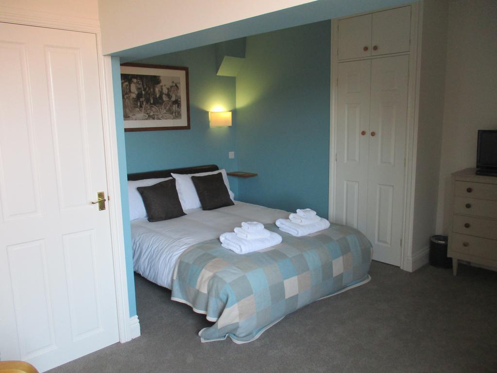 Corra Lynn Bed & Breakfast Whitby Eksteriør bilde