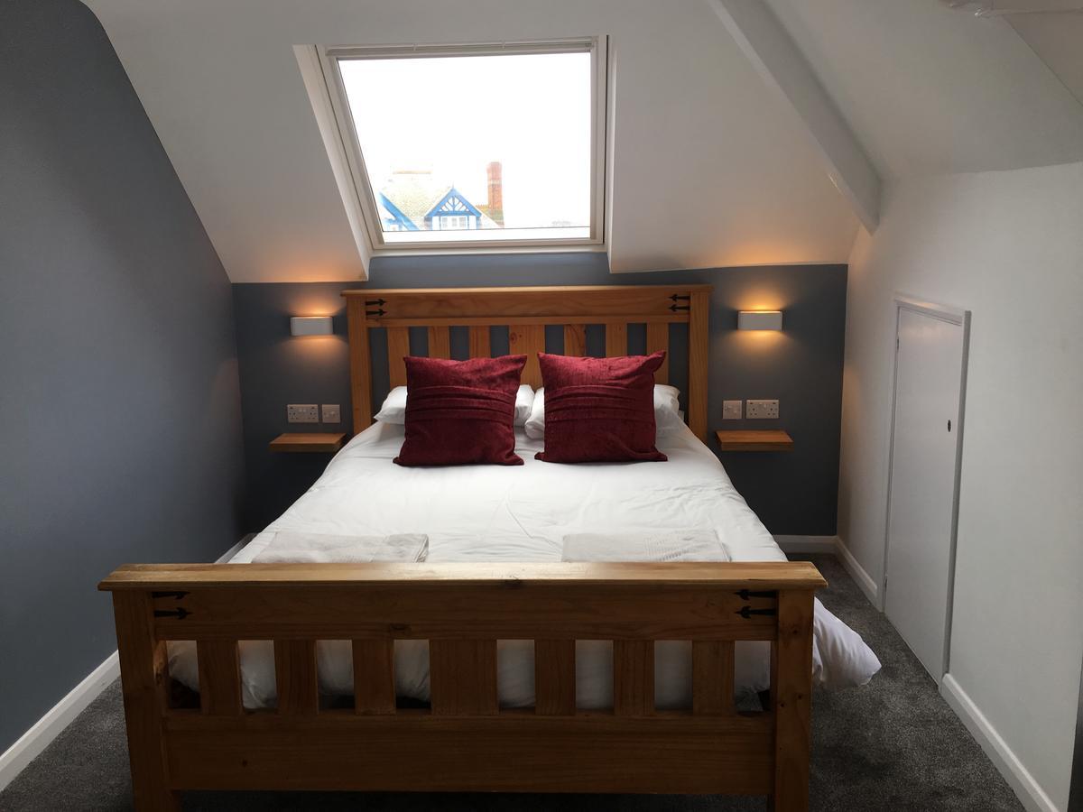Corra Lynn Bed & Breakfast Whitby Eksteriør bilde