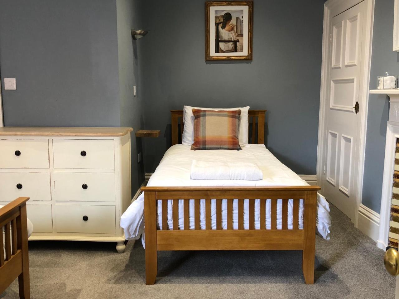 Corra Lynn Bed & Breakfast Whitby Eksteriør bilde